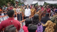 Presiden Jokowi Rayakan Lebaran 2018 di Solo dengan Blusukan