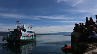 Kapal Motor Alami Putus Tali Kemudi Saat Menyeberang di Danau Toba