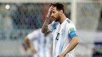 Kemurungan Messi di Stadion Nizhny Novgorod