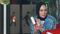 Model Steffy Burase Mangkir dari Panggilan KPK karena Sakit