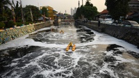 Pemprov DKI Buat Road Map untuk Atasi Pencemaran Limbah Sungai