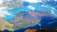 Sejarah Gunung Rinjani: Asal Usul, Geologi, dan Kisah Letusan