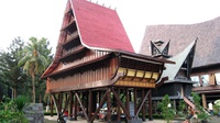 Rumah Tradisional Nusantara Lebih Tahan Gempa