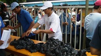 Plastik untuk Kurban: Rawan Corona, juga Rusak Tubuh dan Lingkungan