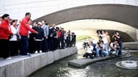 Jokowi Bandingkan Sungai Cheonggyecheon di Korsel dengan Ciliwung