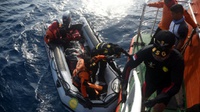 KNKT Dibantu Dua Penyelam Singapura dalam Pencarian CVR