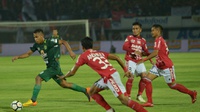 Hasil Bali United vs Mitra Kukar: Babak Pertama Diwarnai Gol Cepat
