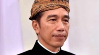 Jelang Debat Capres 2019, Jokowi Unggah Foto Berbusana Adat Jawa