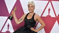 Lady Gaga Pakai Berlian Seharga Rp420 Miliar di Oscar 2019