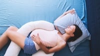 Posisi Tidur yang Tepat bagi Ibu Hamil: Benarkah Miring ke Kiri?