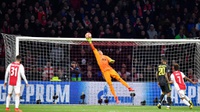 Ajax vs Tottenham: Gol Pembuka Matthijs de Ligt di Menit Kelima