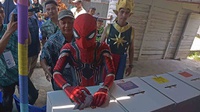 Pemilu 2019: Spiderman dan Gatotkaca Ikut Nyoblos di TPS Pekanbaru
