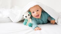 Ketahui Tanda Awal Bayi Cerdas & Sehat: Pendiam Hingga Sulit Tidur