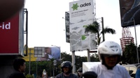 Billboard dari Sampah Plastik Pertama di Indonesia