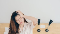 5 Penyebab Sakit Kepala Saat Puasa dan 8 Cara Mengatasinya