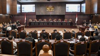 KPU & Tim Jokowi Tolak Dalil 10 Juni, Hakim: Serahkan pada MK