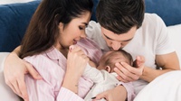 Tips Menjalani Tandem Nursing bagi Ibu yang Menyusui Dua Anak