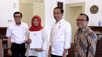 Baiq Nuril Terima Keppres Amnesti Jokowi, Resmi Bebas Pidana UU ITE