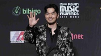 Lee Jin Wook Pertimbangkan Peran untuk Drama Baru tvN 
