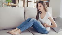 Penyebab Kram Perut Saat Menstruasi dan Cara Mengatasinya