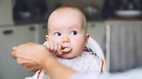 Takaran Garam, Gula dan Lemak yang Aman Dikonsumsi Bayi