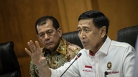 Menko Polhukam Wiranto Ditusuk Orang Tak Dikenal di Banten