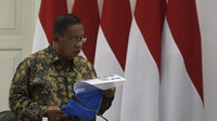 Jokowi Tunjuk Darmin Nasution Sebagai Plt Menko PMK