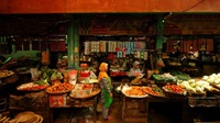 Pedagang Pasar Tak Siap dengan Larangan Edar Minyak Goreng Curah 