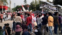 ICW Soroti Ada Order Khusus bagi Massa Bayaran Saat Demo di KPK