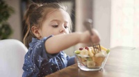 12 Camilan Manis Sehat untuk Anak & Balita: Yoghurt, Popcorn & Keju