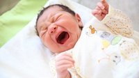 Cara Mengatasi Perut Kembung Pada Bayi dengan Pijatan