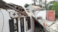 Penyebab 'Hujan' Batu di Purwakarta Rusakkan Tujuh Rumah & Sekolah