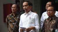 Kondisi Terkini Wiranto, Jokowi: Masih Sadar dan Proses Dioperasi