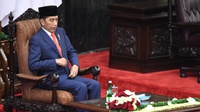 Jokowi Ajak DPR Buat UU Cipta Lapangan Kerja & UU Pemberdayaan UMKM