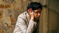 Baskara Putra 'Hindia' Rilis Album Pertama 'Menari Dengan Bayangan'