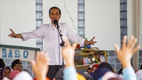 Siapa dari Istana Intervensi ke Golkar, Jokowi: Luhut? Bisa Saja.