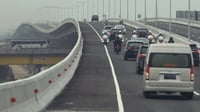 Jalan Tol Layang MBZ Jakarta-Cikampek Ditutup hingga 22 Juli 2021