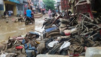 Nasib si Kaya dan si Miskin dalam Kepungan Banjir Jakarta