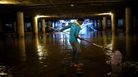 Banjir di Underpass Kemayoran Mulai Surut