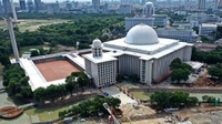 Masjid Istiqlal Tetap Gelar Salat Jumat Setelah Disterilisasi