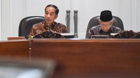 Jokowi soal Dampak Corona Fokus Ekonomi, Mitigasi Kesehatan Kapan?
