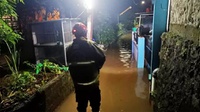 Banjir 1,5 Meter Masih Rendam Sembilan Kawasan di Jakarta Timur