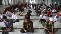 Fatwa MUI DKI Bolehkan Salat Jumat Dua Gelombang pada Satu Masjid