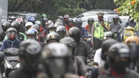 Tinjau Cek Poin PSBB Jakarta, Kapolda: Aktivitas Warga Belum Turun
