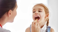Mengenal Penyakit Tonsilitis yang Diderita Anak Zaskia Mecca