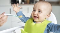 Resep MPASI Bubur Singkong Saus Jeruk untuk Bayi Usia 6 Bulan