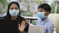 Ketahui Cara Aman Bawa Anak Keluar Rumah Selama Pandemi Covid-19