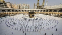 Arab Saudi Buka Umrah 10 Agustus, Jamaah Indonesia Masih Dilarang