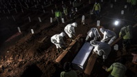 Pemakaman Khusus COVID-19 di TPU Pondok Ranggon Jakarta Penuh