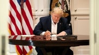 Obral Grasi demi Konco: Cara Trump Menghabiskan Sisa Masa Jabatan